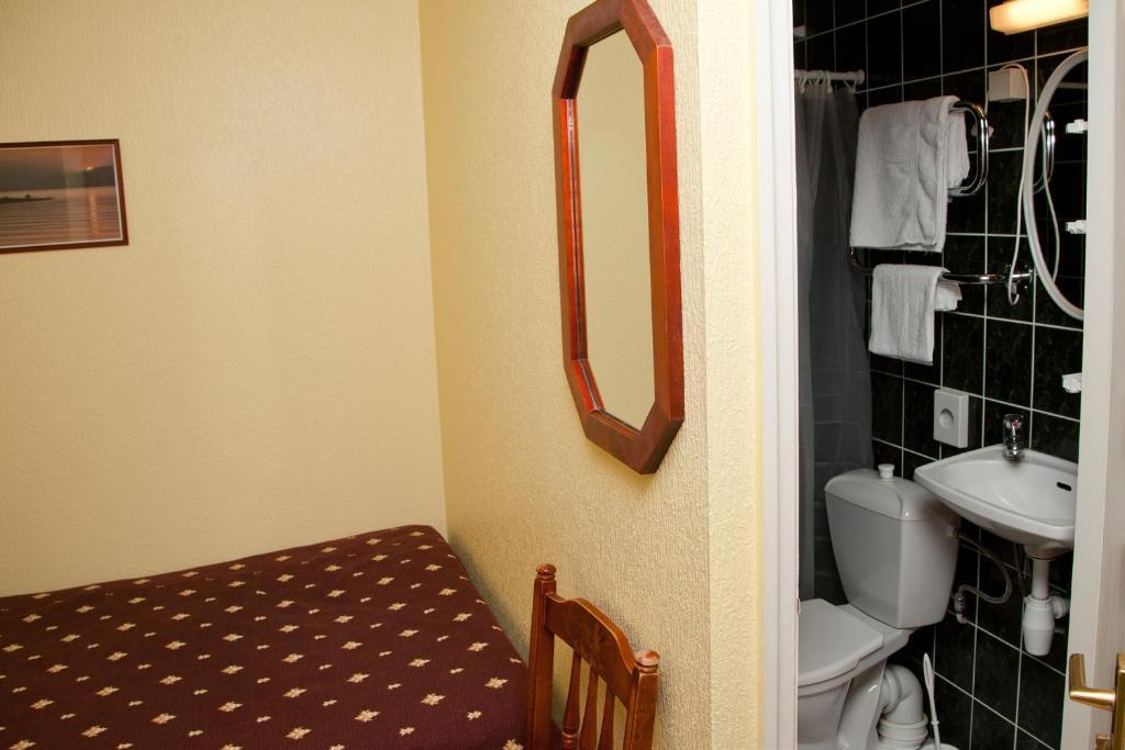 Repo Hotel Kuressaare Eksteriør bilde