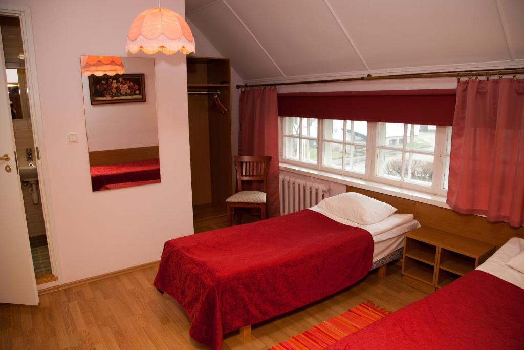 Repo Hotel Kuressaare Rom bilde